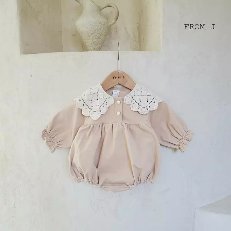 From J - Korean Baby Fashion - #babyoutfit - Quilting Collar Bodysuit - 11