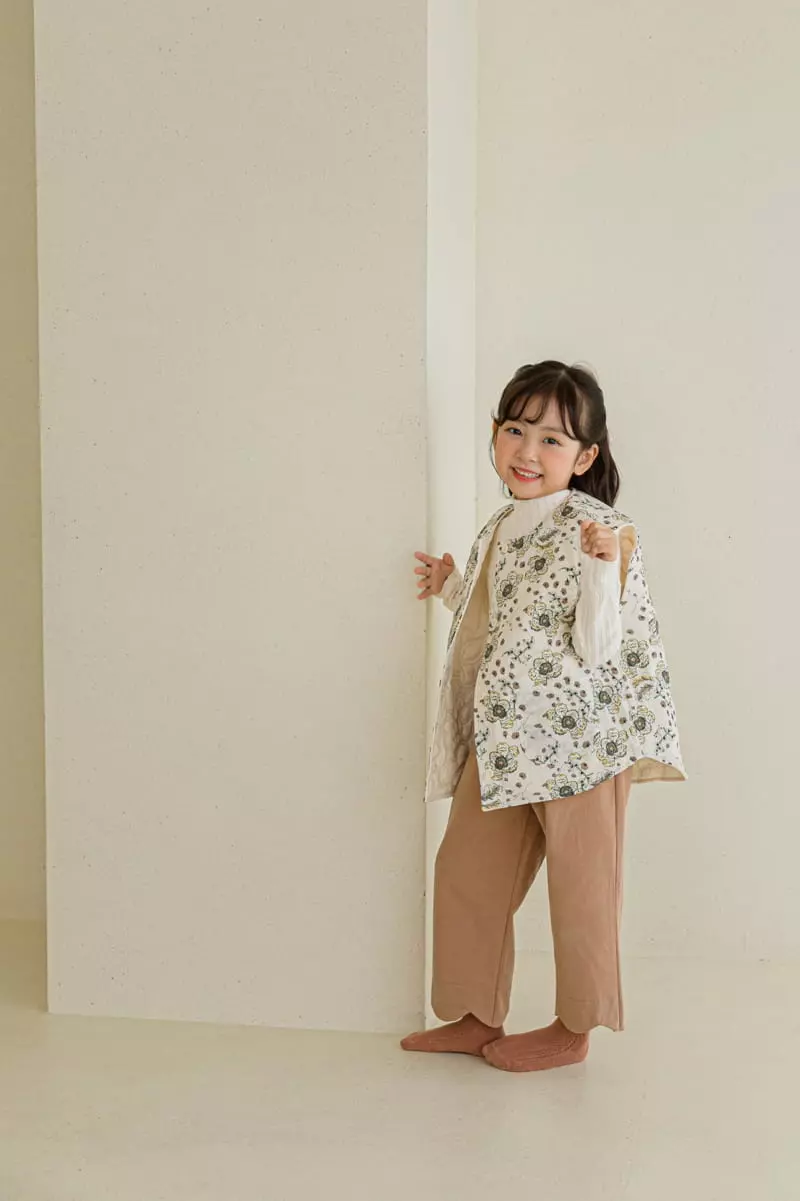 Ggomare - Korean Children Fashion - #kidzfashiontrend - Asle Reversible Vest - 4