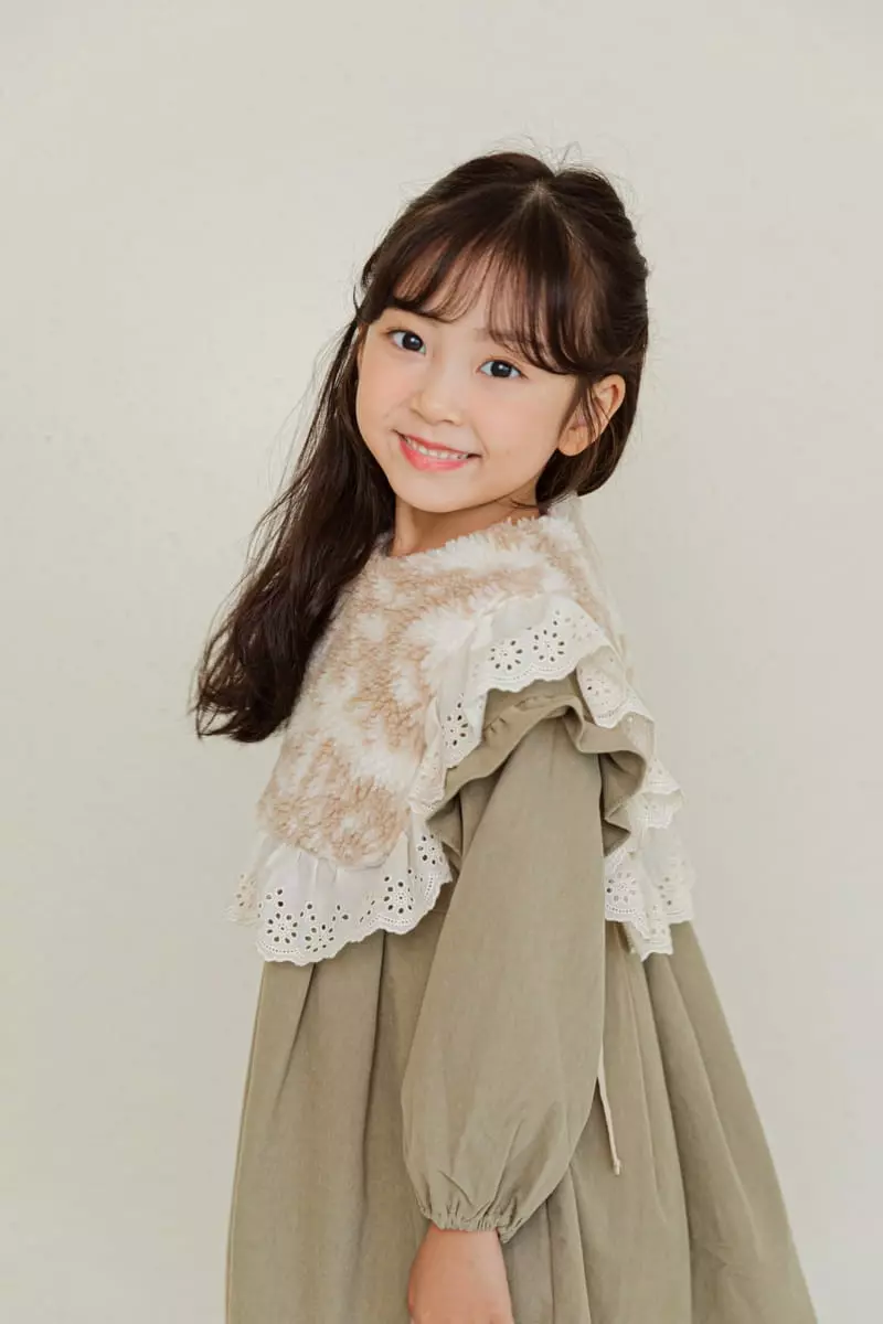 Ggomare - Korean Children Fashion - #littlefashionista - Dana Lace Cape
