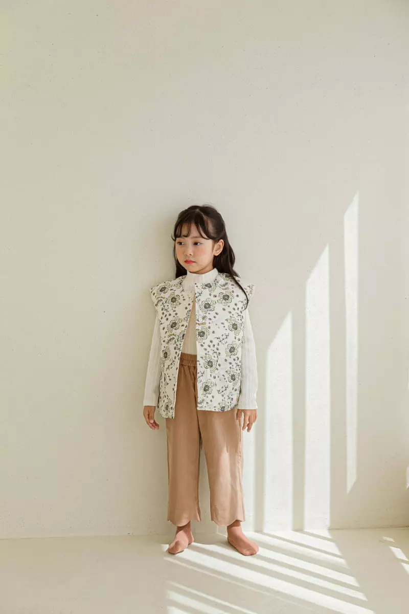 Ggomare - Korean Children Fashion - #littlefashionista - Asle Reversible Vest - 5