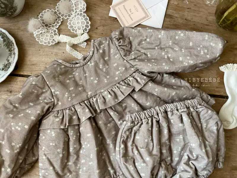 Hi Byebebe - Korean Baby Fashion - #onlinebabyboutique - Blanc Shirring Top Bottom Set - 11