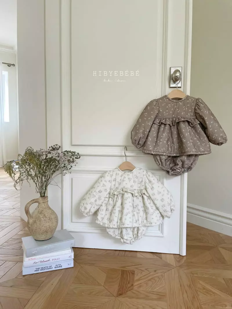 Hi Byebebe - Korean Baby Fashion - #onlinebabyshop - Blanc Shirring Top Bottom Set - 12