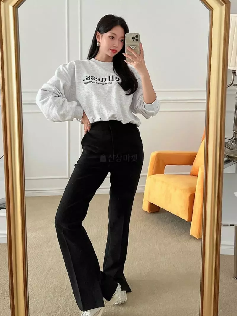 Highcolor - Korean Women Fashion - #momslook - Embrodiery Sweatshirt - 9