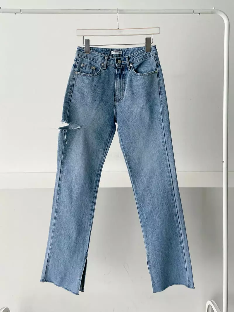 Highcolor - Korean Women Fashion - #momslook - Cut Jeans