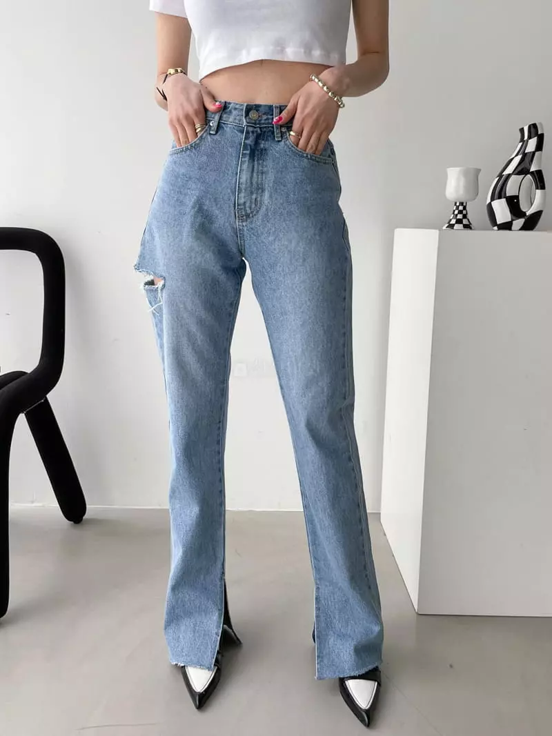 Highcolor - Korean Women Fashion - #momslook - Cut Jeans - 11