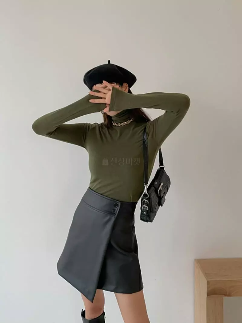 Highcolor - Korean Women Fashion - #womensfashion - Warm Tee - 8