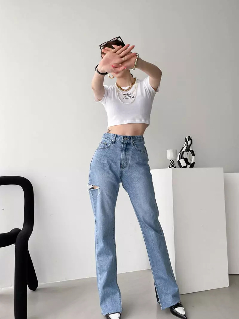 Highcolor - Korean Women Fashion - #momslook - Cut Jeans - 4
