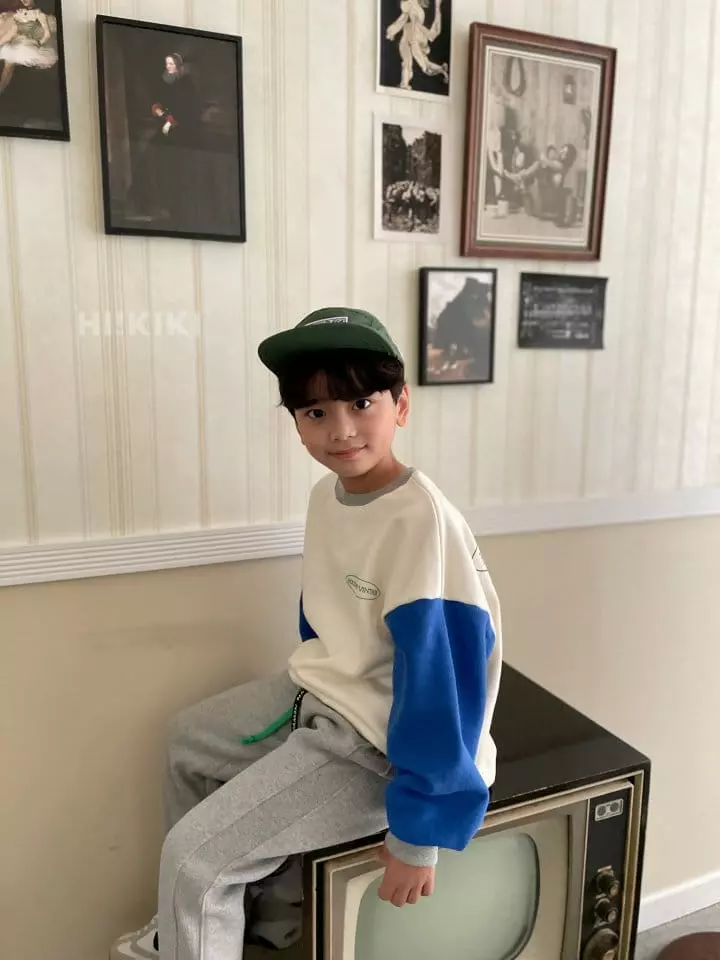 Hikiki - Korean Children Fashion - #fashionkids - Holly Day Sweatshirt - 2