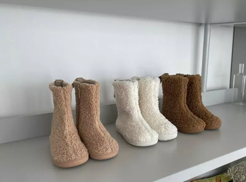IWAI - Korean Children Fashion - #magicofchildhood - iw960 Teddy Boots - 2