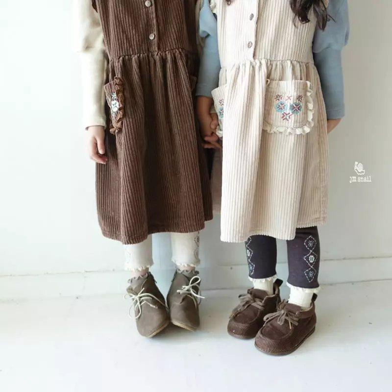 JM Snail - Korean Children Fashion - #prettylittlegirls - Pocket Embroidery One-piece - 4