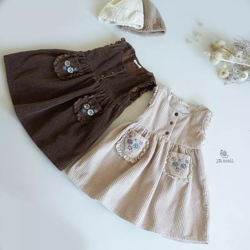 JM Snail - Korean Children Fashion - #kidzfashiontrend - Pocket Embroidery One-piece - 12