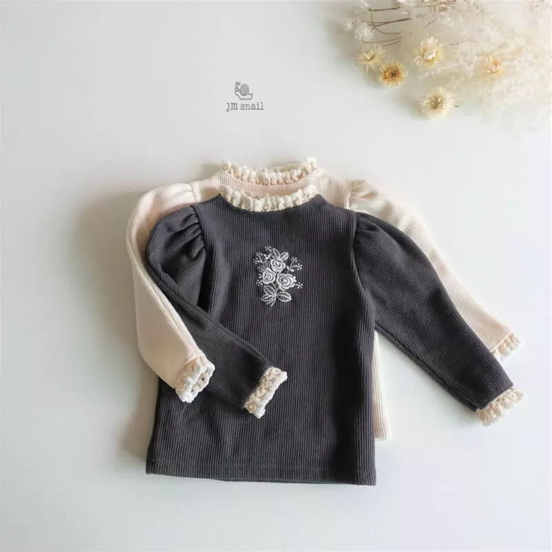 JM Snail - Korean Children Fashion - #kidzfashiontrend - Flower Embroidery Puff Tee - 2