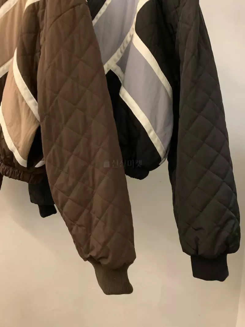 Jupiter - Korean Women Fashion - #womensfashion - V Quilting Jumper - 3