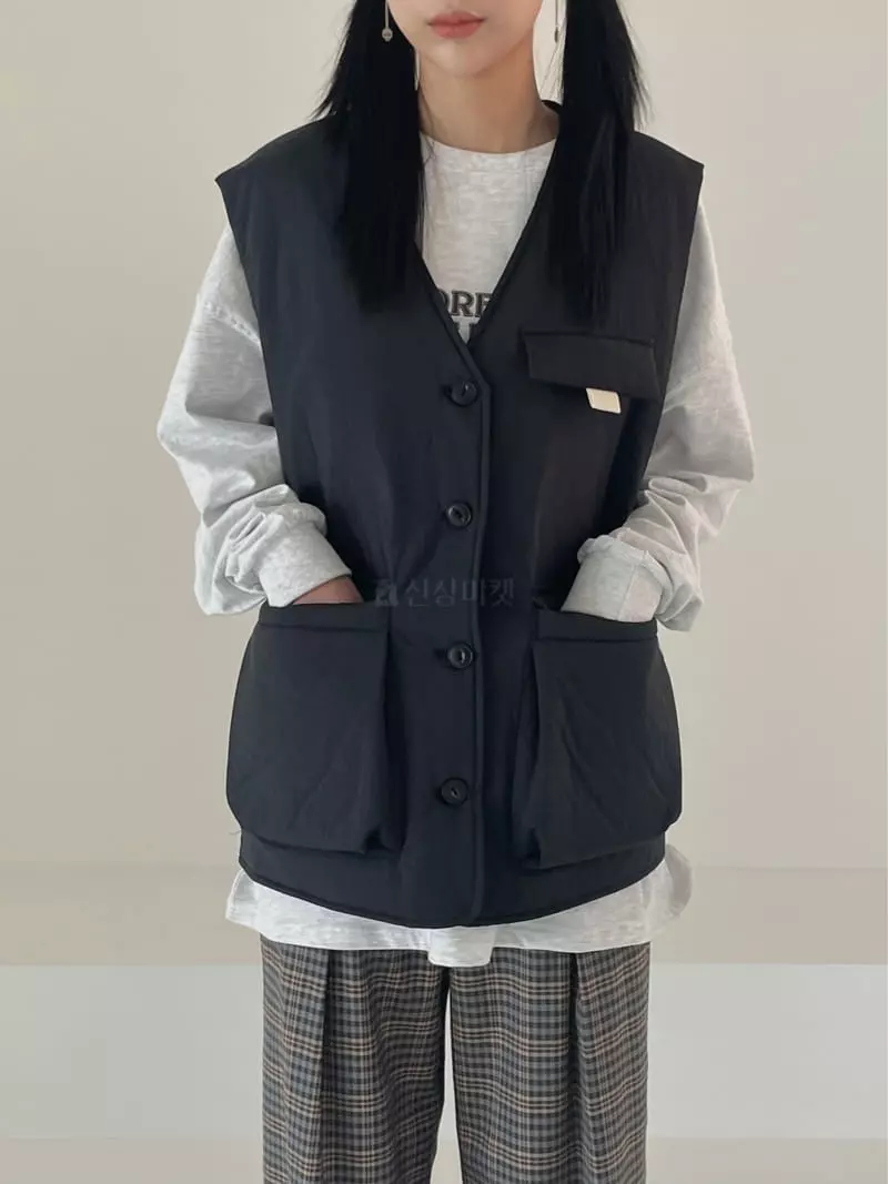 Kare - Korean Women Fashion - #momslook - Pocket Padding Vest - 7