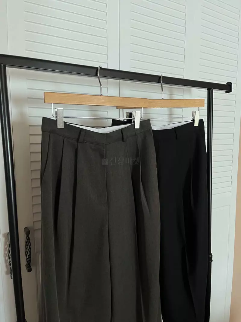 Kare - Korean Women Fashion - #momslook - Two Tuck Pants - 11