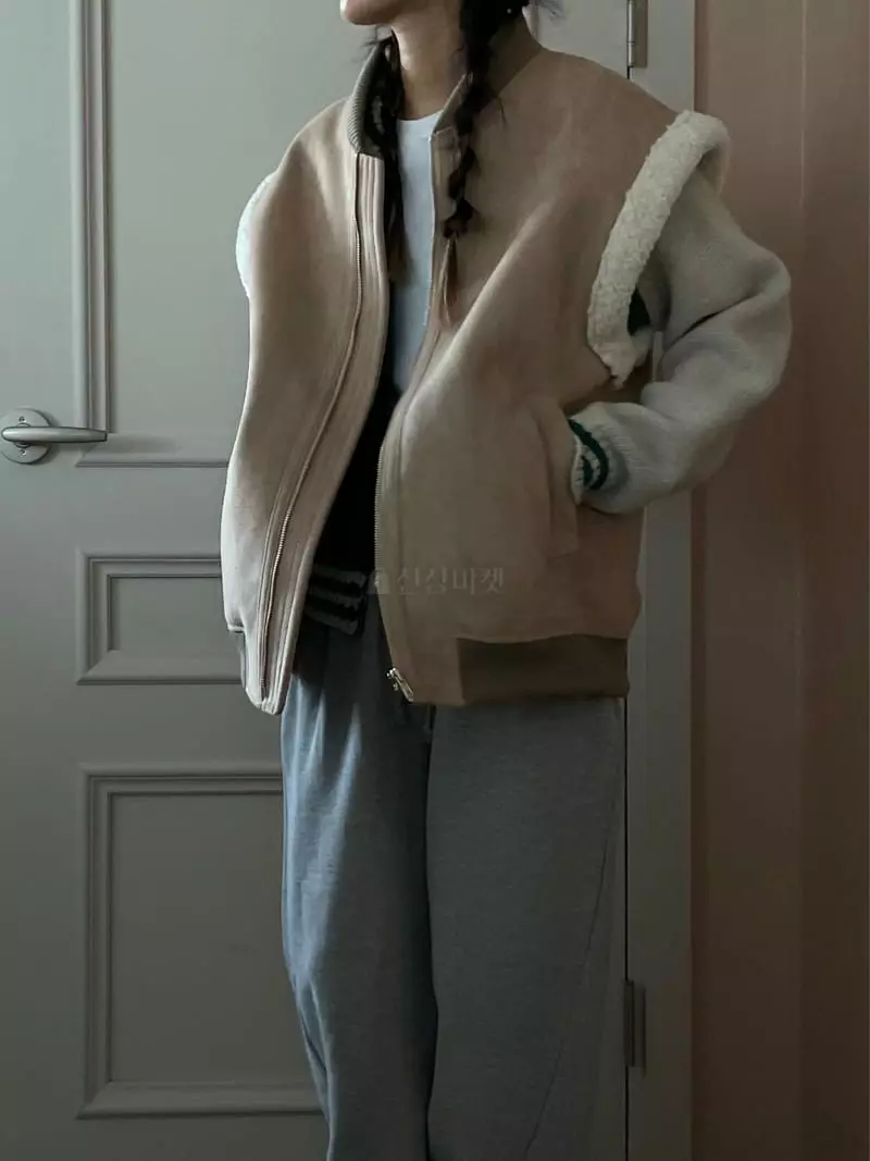 Kare - Korean Women Fashion - #momslook - Caramel Vest - 3
