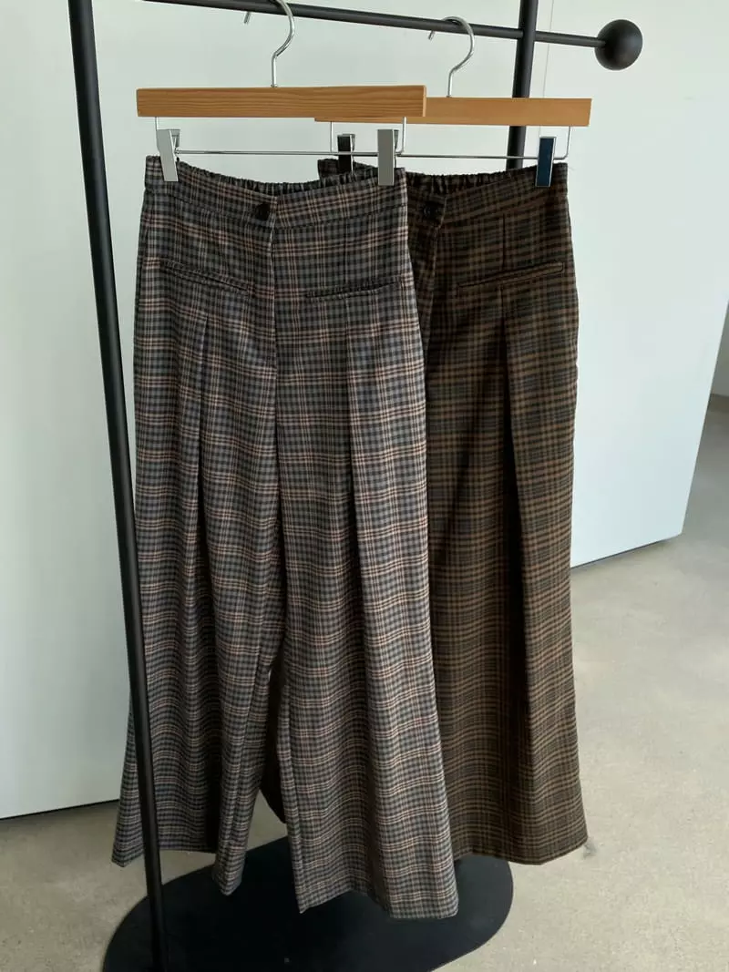 Kare - Korean Women Fashion - #momslook - Wrinkle Check Pants - 12