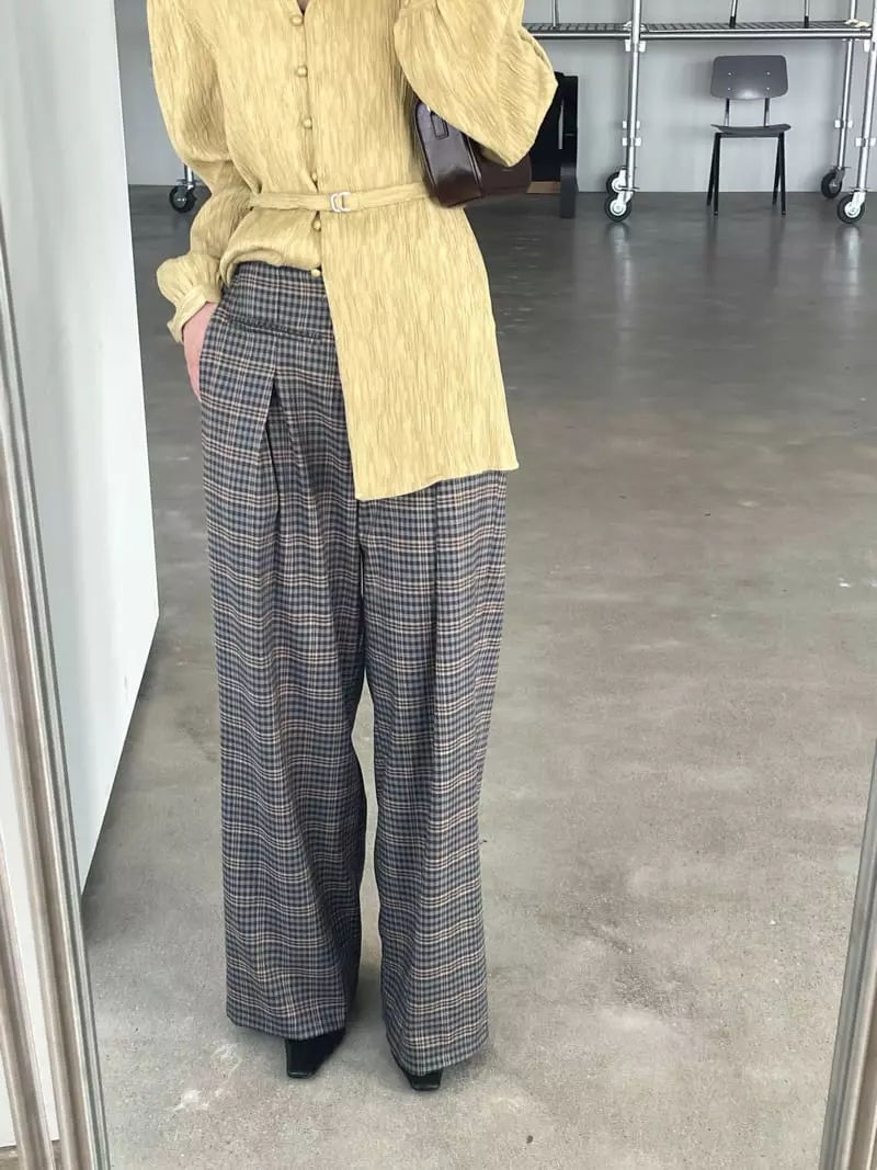 Kare - Korean Women Fashion - #momslook - Wrinkle Check Pants - 2