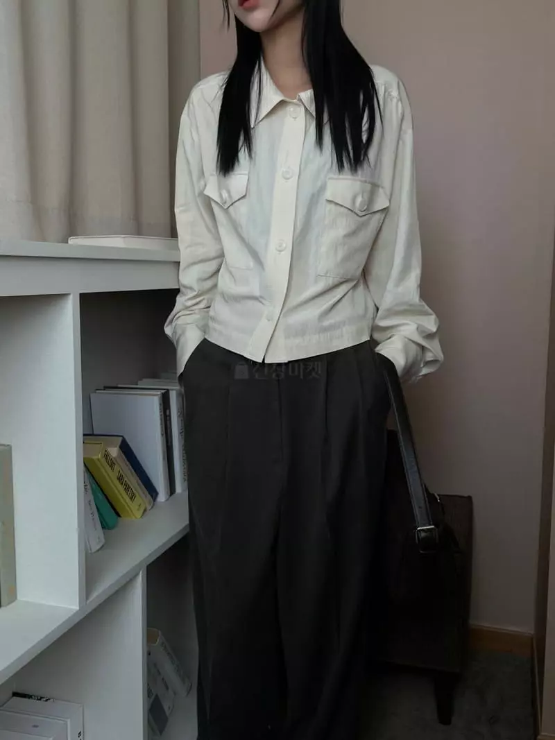 Kare - Korean Women Fashion - #momslook - Bera Blouse - 3