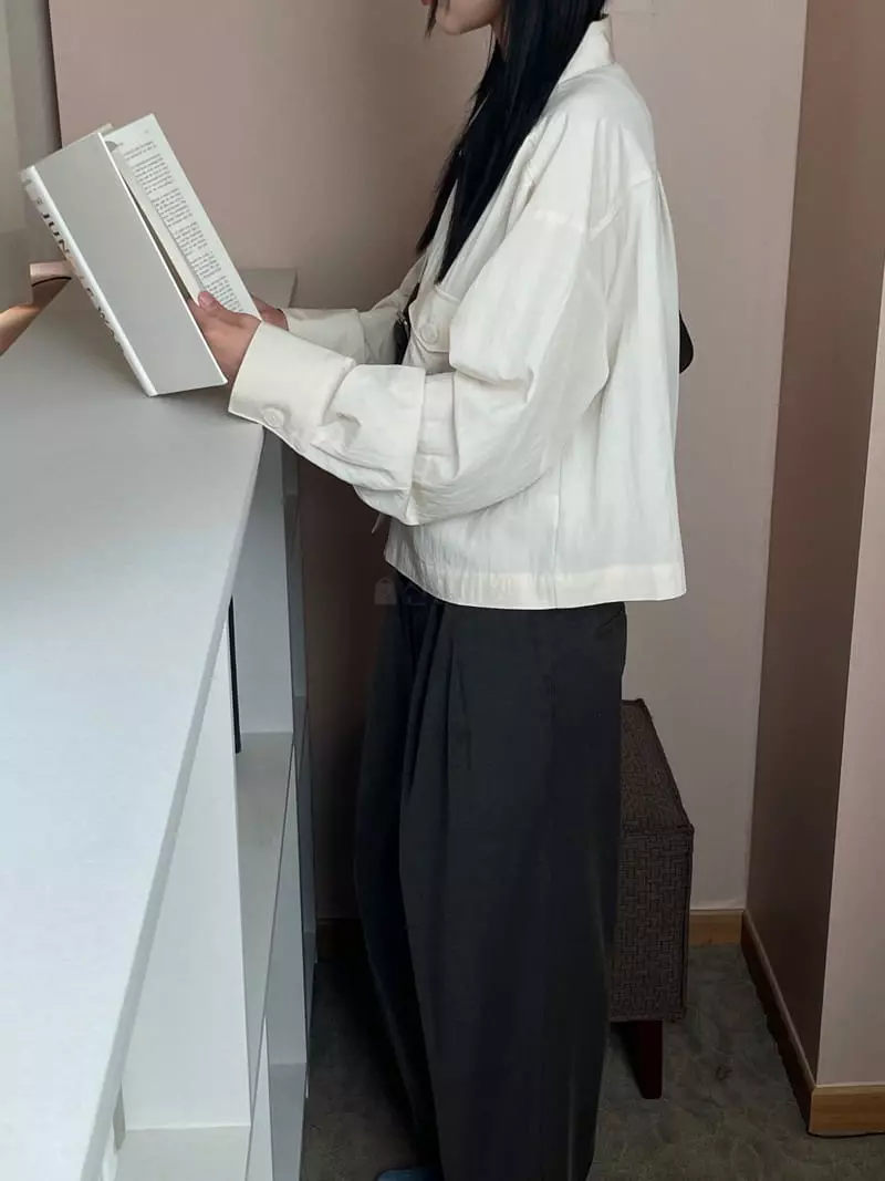 Kare - Korean Women Fashion - #momslook - Bera Blouse - 4