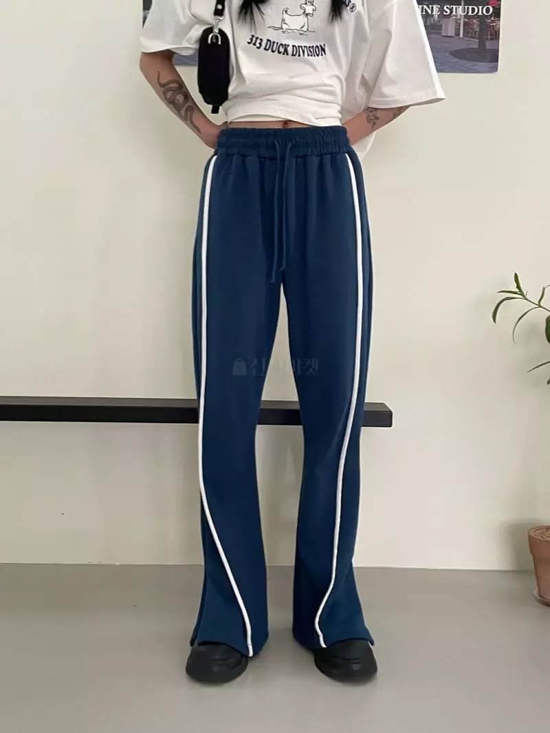 Kare - Korean Women Fashion - #momslook - Line Pants - 8