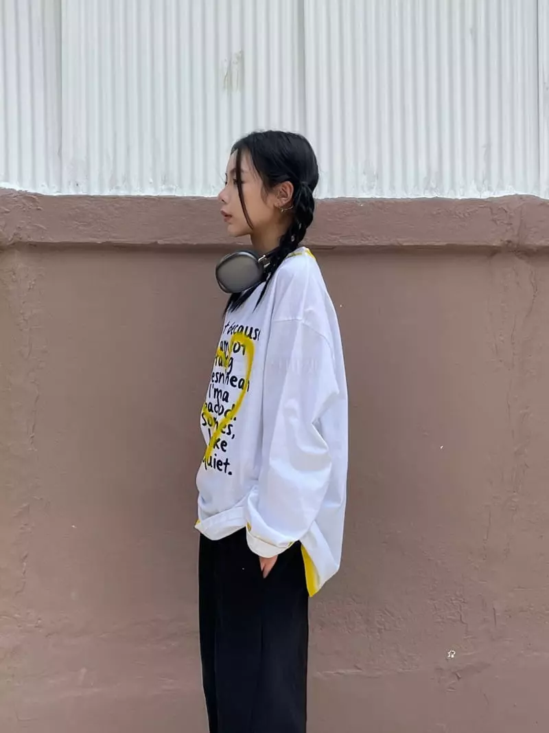 Kare - Korean Women Fashion - #restrostyle - Mood Tee - 5