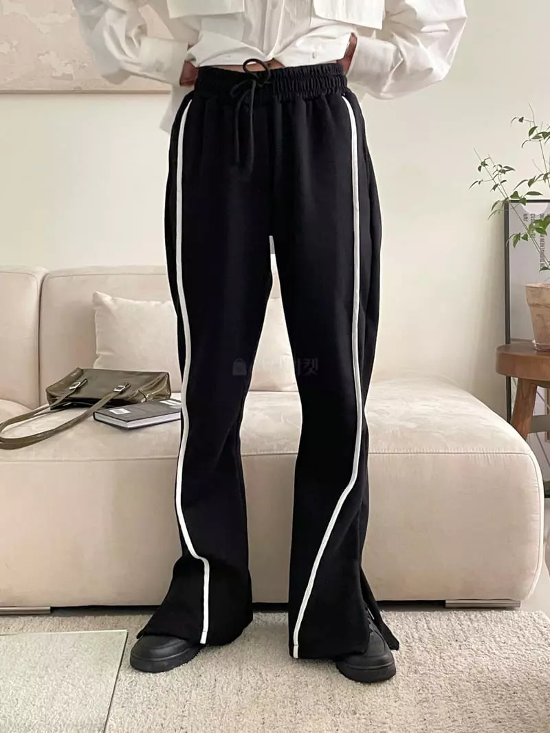 Kare - Korean Women Fashion - #romanticstyle - Line Pants - 2