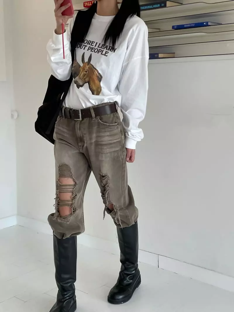 Kare - Korean Women Fashion - #thatsdarling - Holls Tee - 2