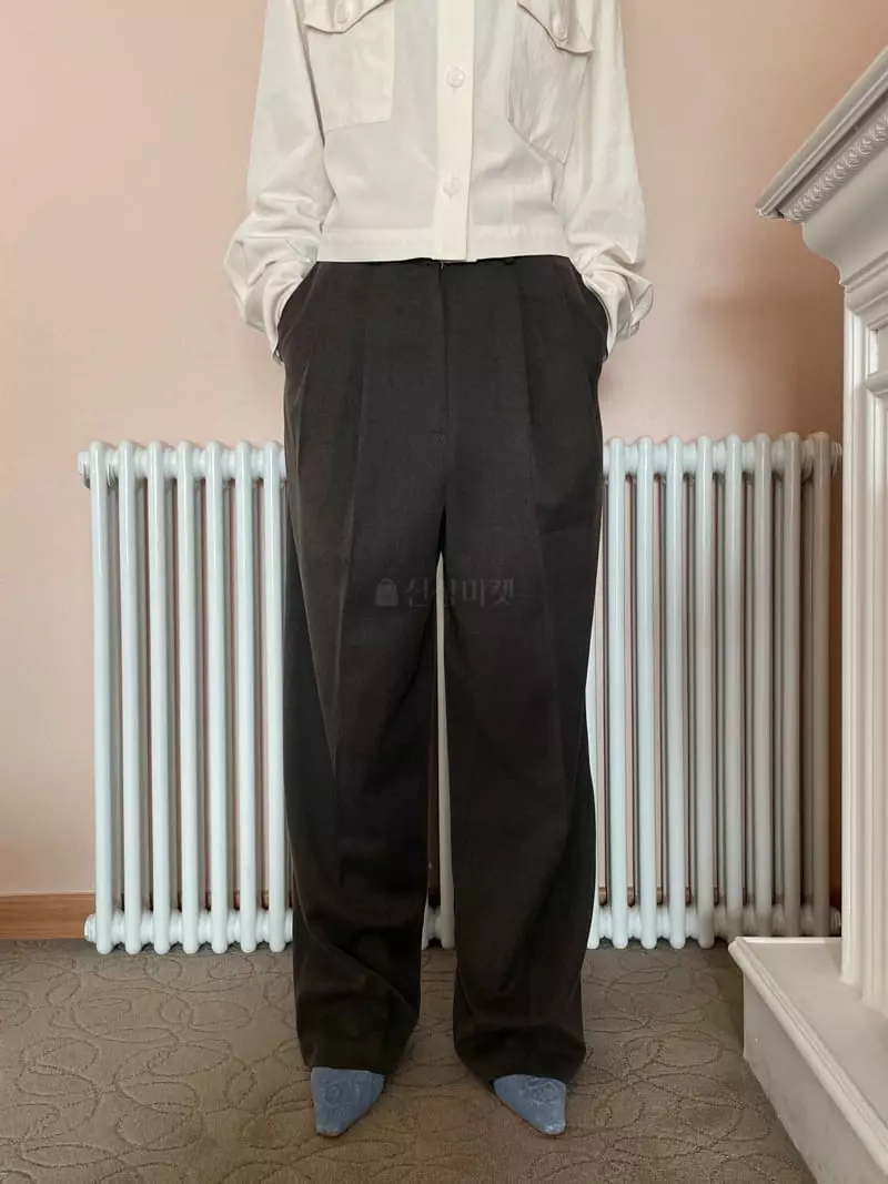 Kare - Korean Women Fashion - #momslook - Two Tuck Pants - 4