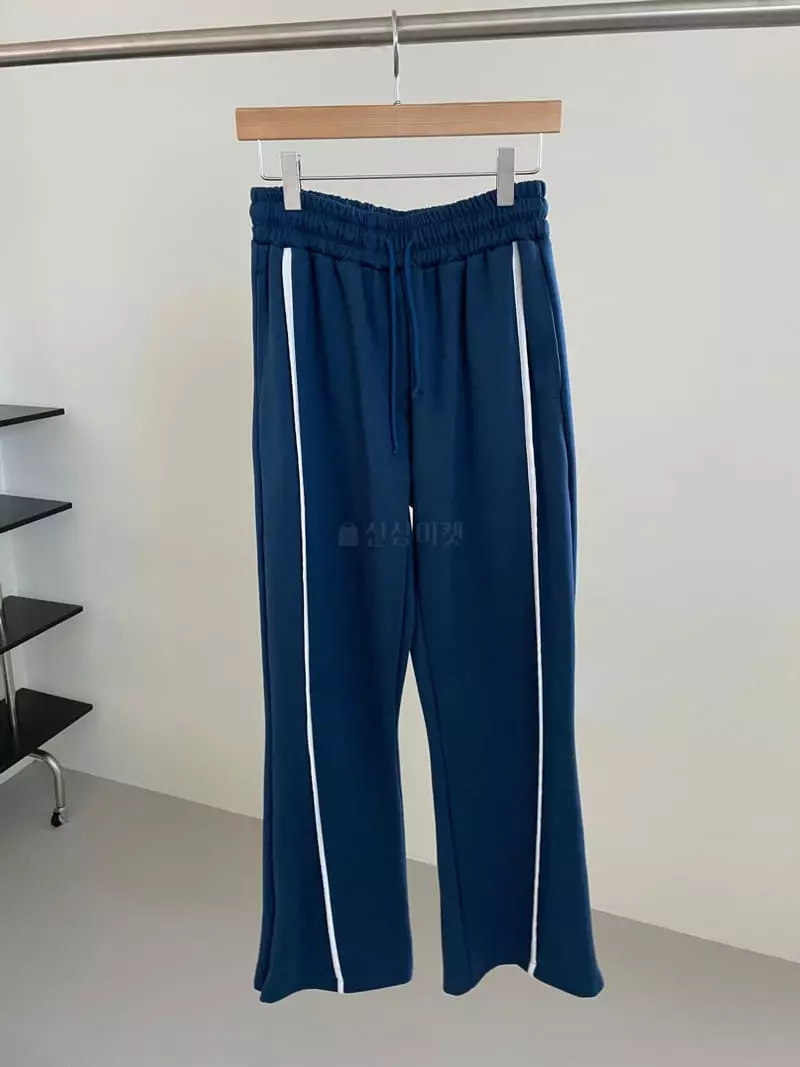 Kare - Korean Women Fashion - #womensfashion - Line Pants - 11