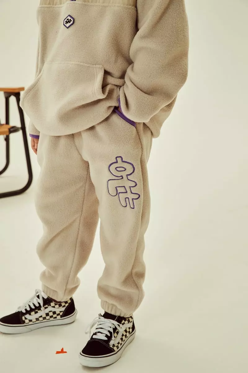 Kokoyarn - Korean Children Fashion - #prettylittlegirls - Polar Zip UP Set - 6