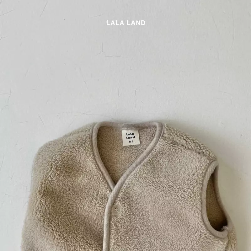 Lalaland - Korean Baby Fashion - #babyboutique - Bebe Fluffy Vest - 2