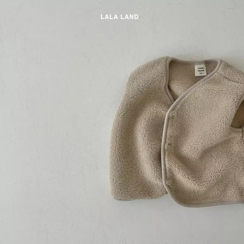 Lalaland - Korean Children Fashion - #littlefashionista - Fluffy Vest - 4
