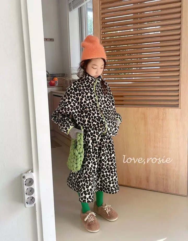 Love Rosie - Korean Children Fashion - #prettylittlegirls - Sue Sue Polpolis Zip-up Skirt Set Strawberry Ivory - 10