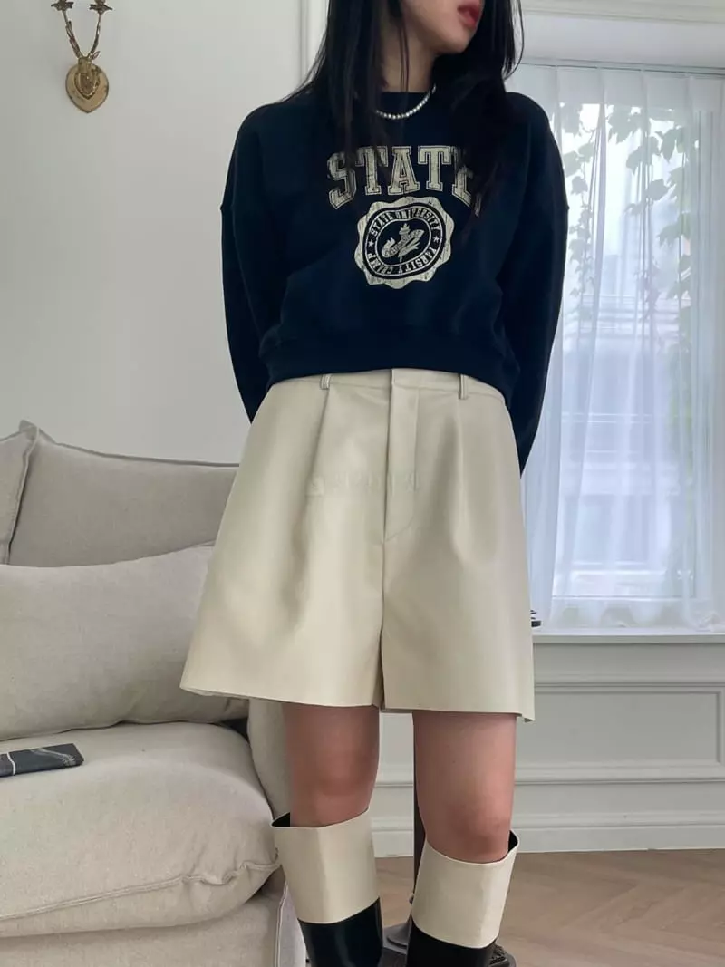 Lovemoment - Korean Women Fashion - #womensfashion - Pumpkin Leather Shorts - 4