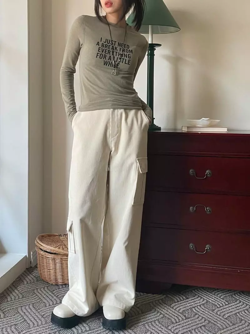 Lovemoment - Korean Women Fashion - #momslook - Rib Pocket Pants - 2