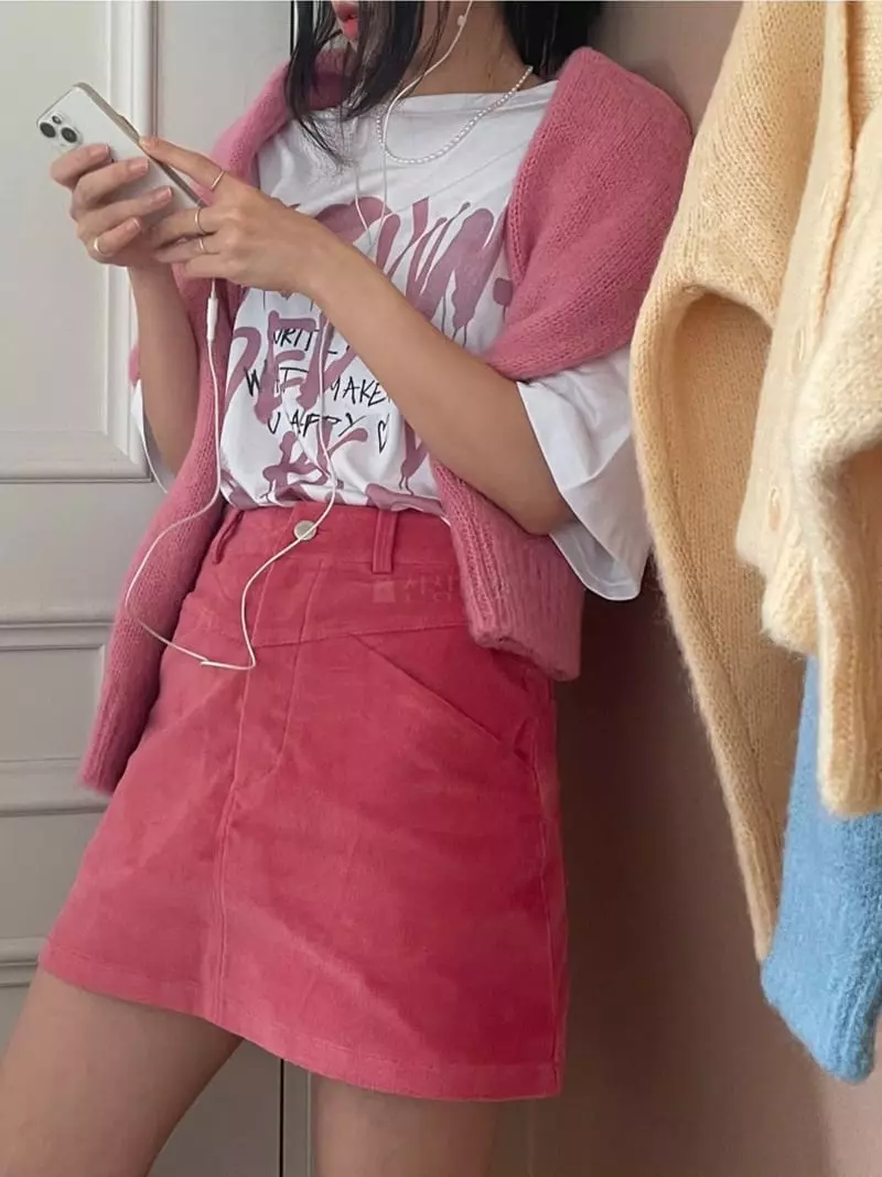 Lovemoment - Korean Women Fashion - #momslook - Rib Velvet Skirt - 6
