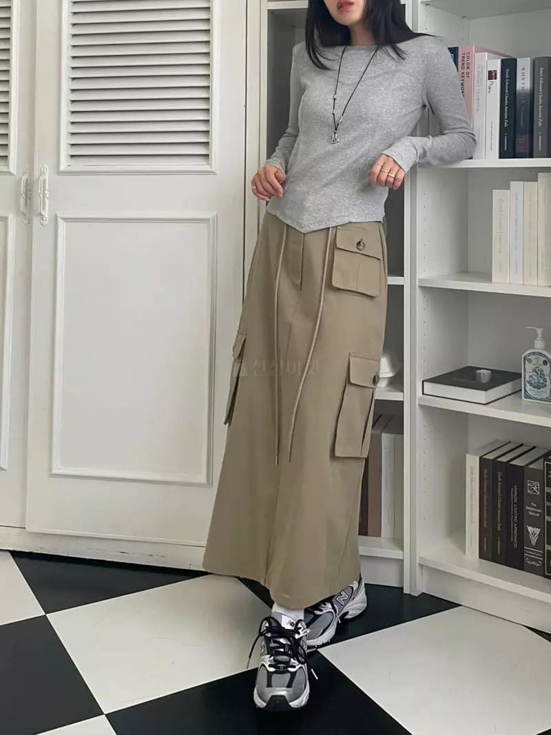Lovemoment - Korean Women Fashion - #momslook - Stitch Line Tee - 3