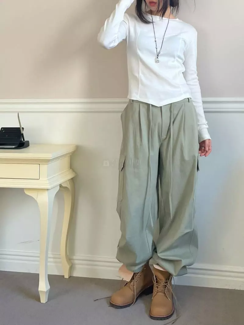 Lovemoment - Korean Women Fashion - #momslook - Stitch Line Tee - 9