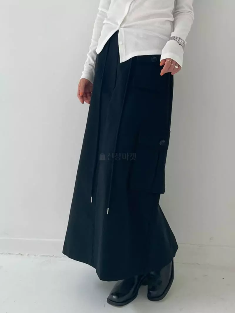 Lovemoment - Korean Women Fashion - #momslook - Vents Cargo Skirt - 5