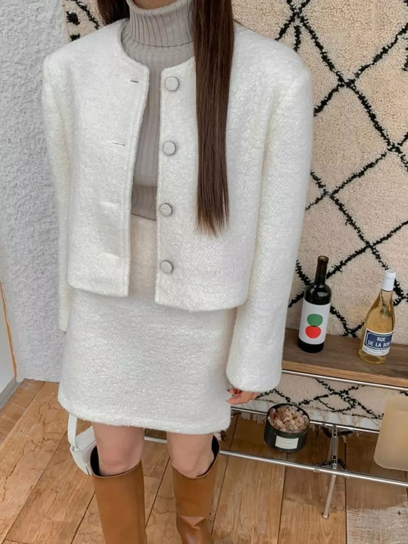 Lovemoment - Korean Women Fashion - #momslook - Terry Mini Skirt - 2