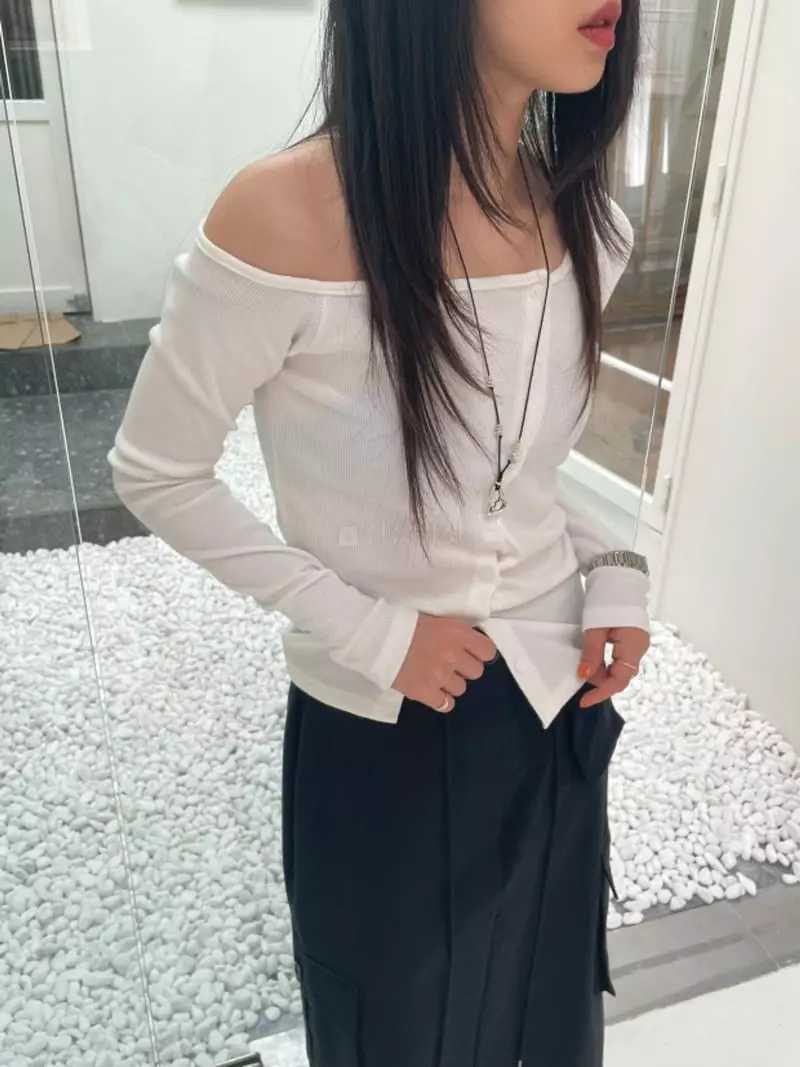 Lovemoment - Korean Women Fashion - #pursuepretty - Off Sholder Tee - 7