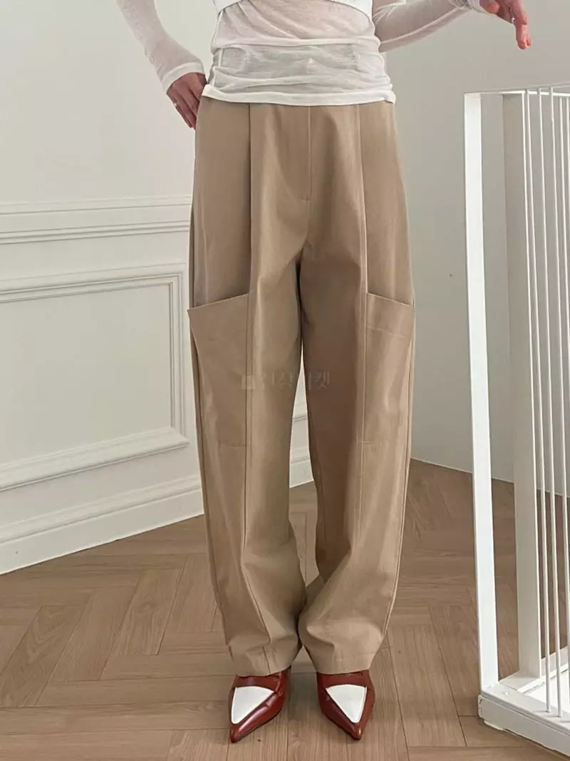 Lovemoment - Korean Women Fashion - #shopsmall - Grow Pumpkin Pants - 2