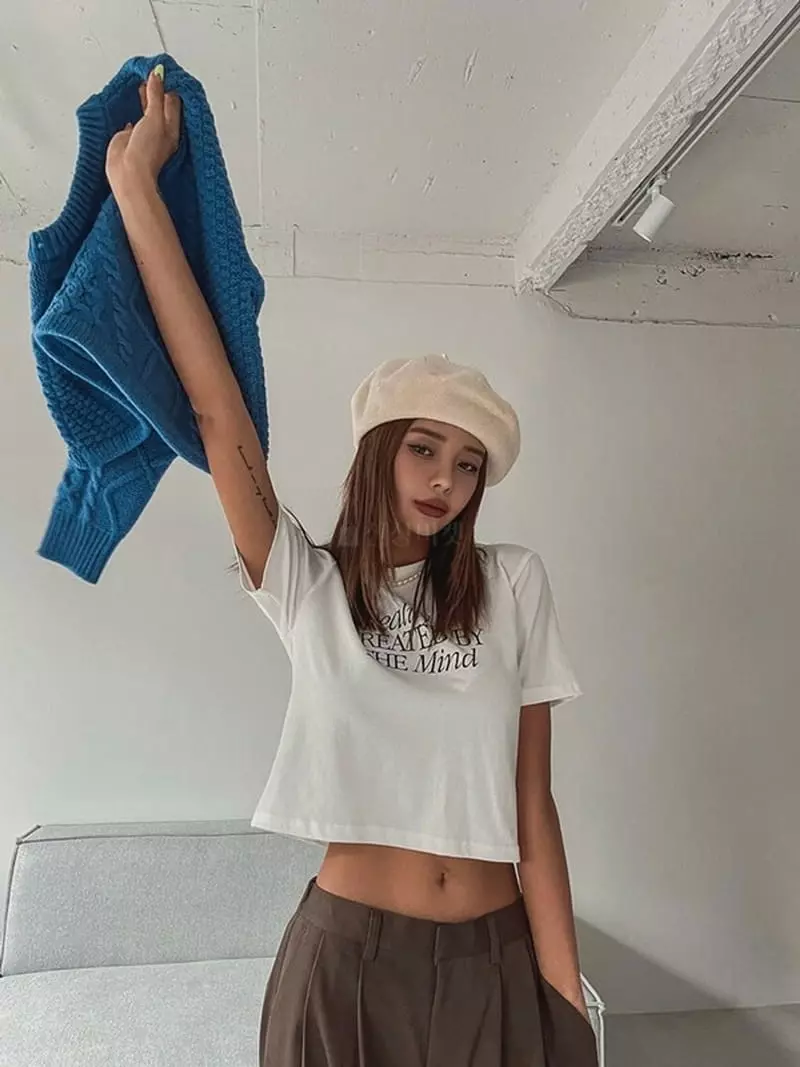 Lovemoment - Korean Women Fashion - #vintageinspired - Ma Crop Tee - 8