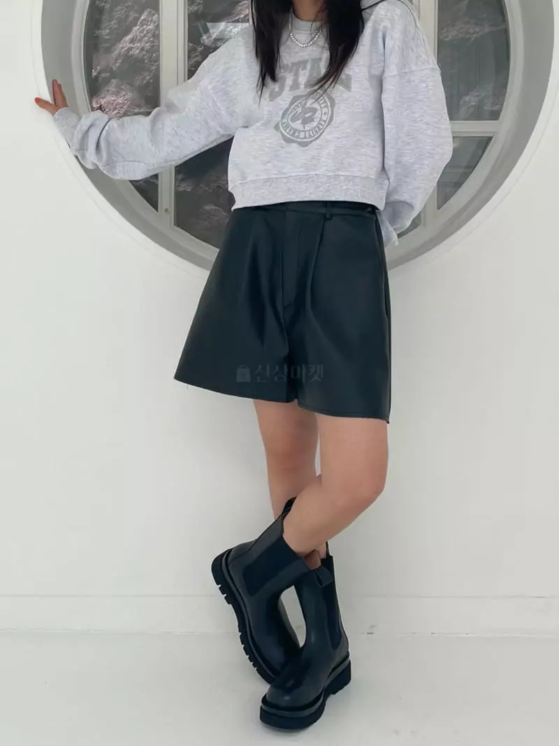 Lovemoment - Korean Women Fashion - #vintagekidsstyle - Pumpkin Leather Shorts - 9