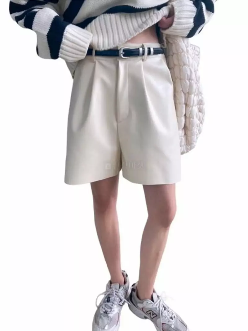 Lovemoment - Korean Women Fashion - #womensfashion - Pumpkin Leather Shorts