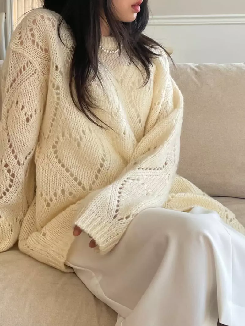 Lovemoment - Korean Women Fashion - #womensfashion - Heart Scsi Knit tee - 7