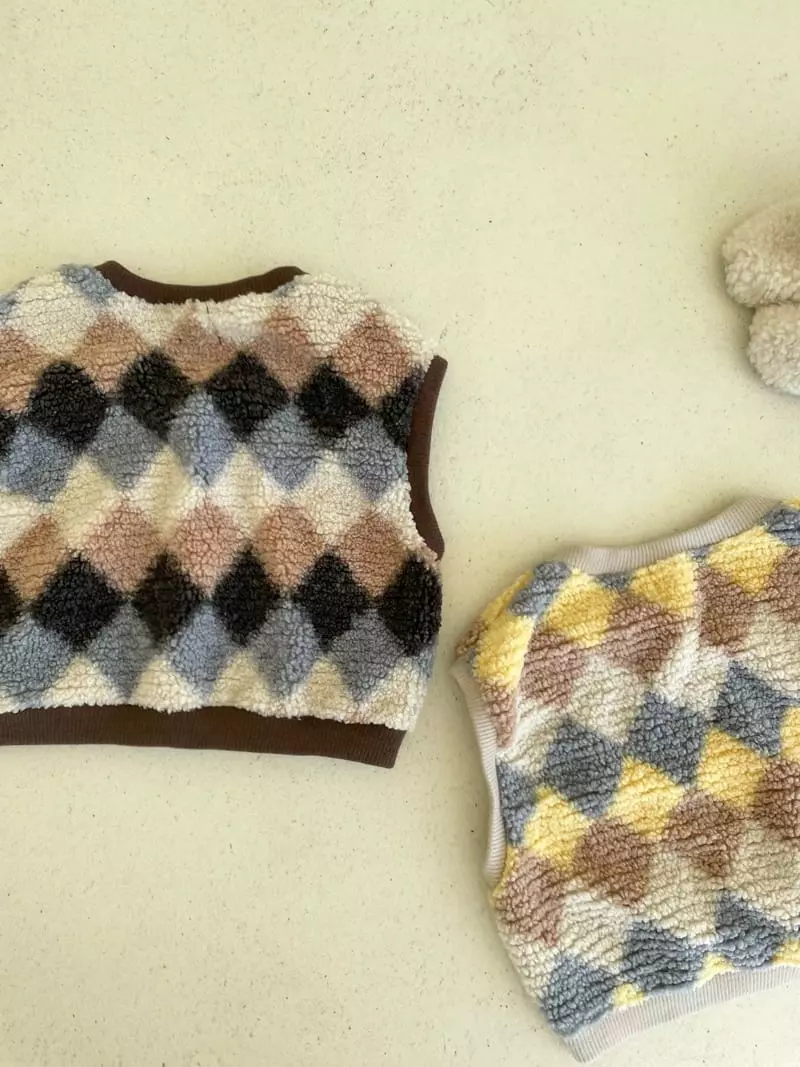 Lovin - Korean Children Fashion - #childofig - Argyle Vest - 4