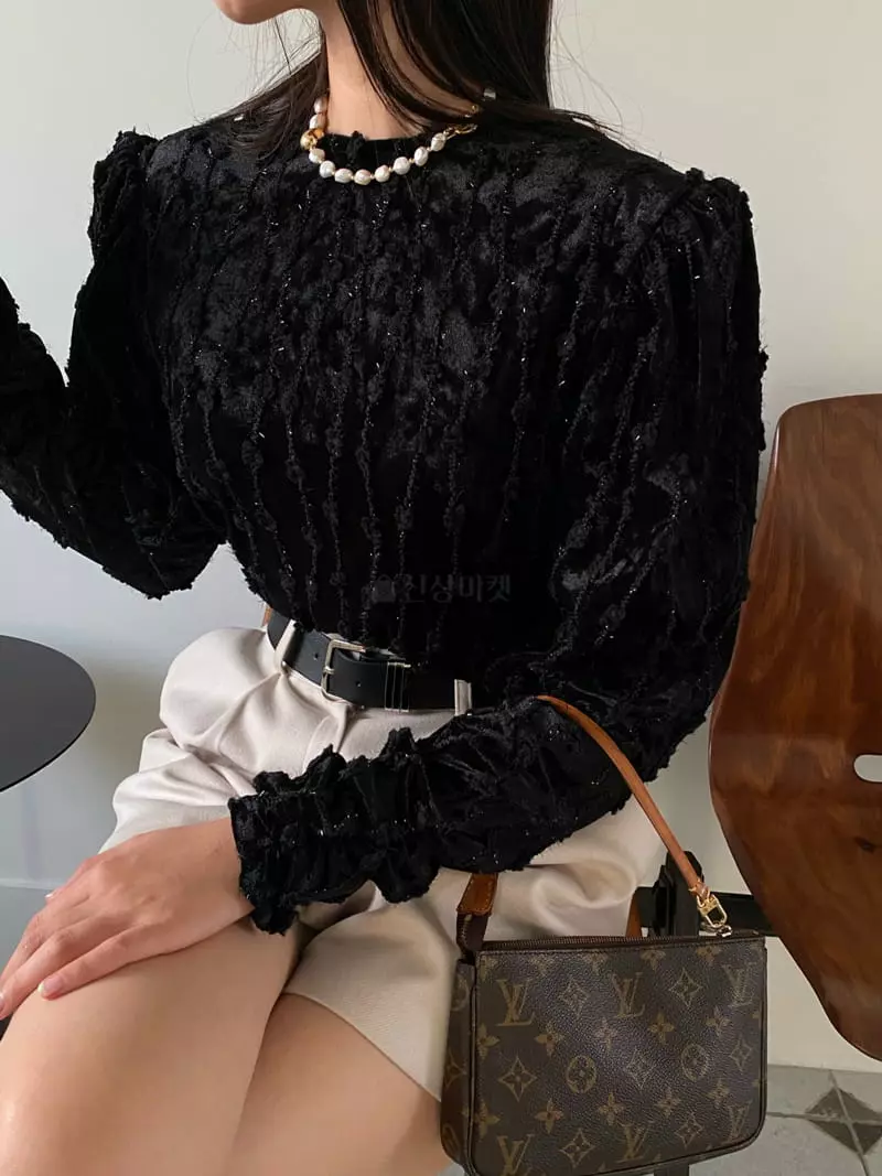 Made - Korean Women Fashion - #womensfashion - Creamy Blouse - 4