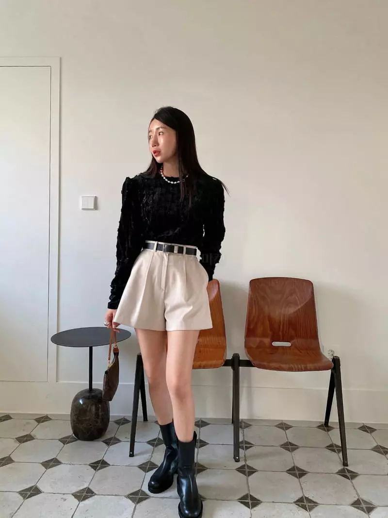 Made - Korean Women Fashion - #momslook - Creamy Blouse - 8
